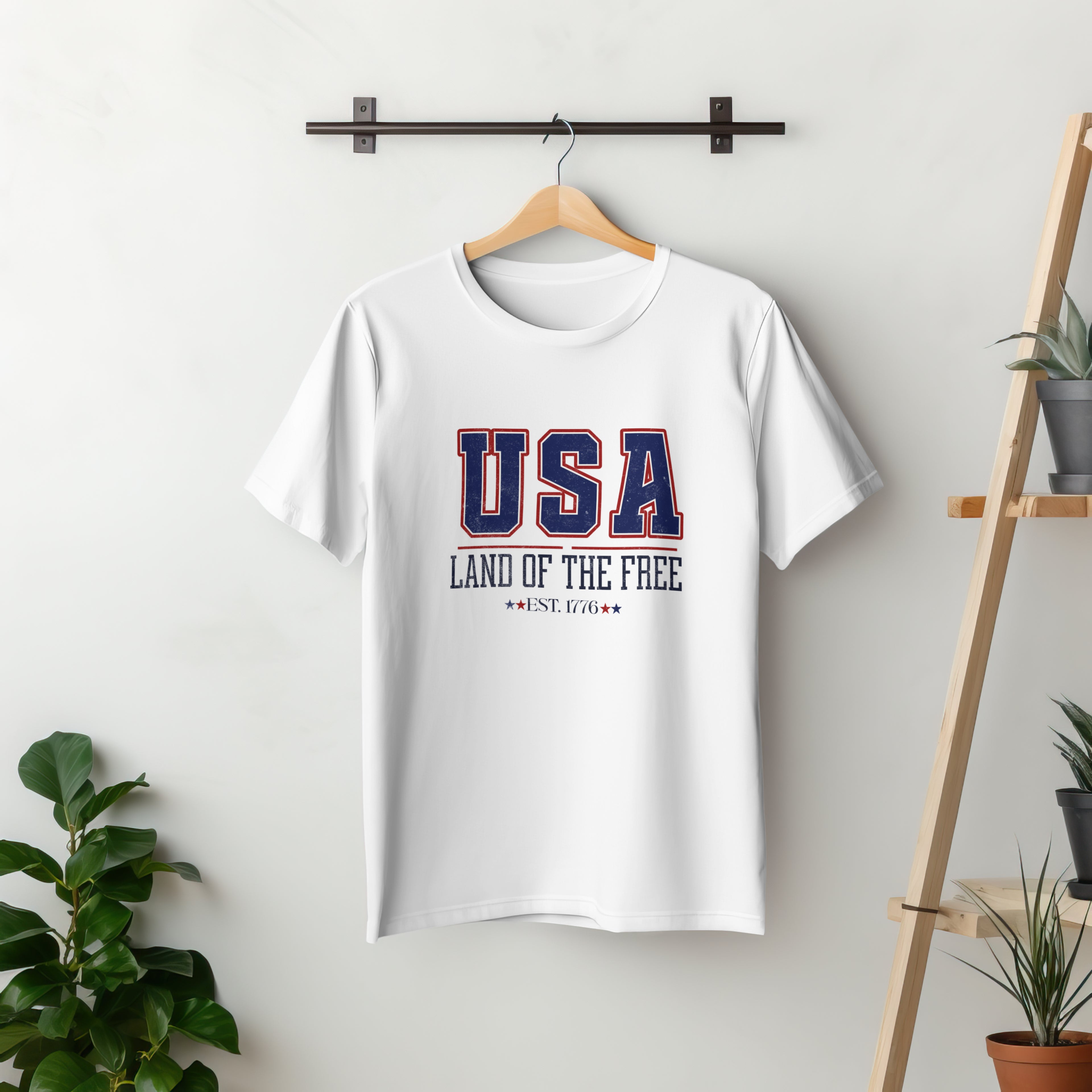 USA Land of the Free Est. 1776 Vintage Patriotic Graphic Tee